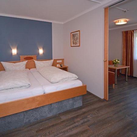 Erlkoenig Gaesteappartements บาดฟึสซิง ภายนอก รูปภาพ