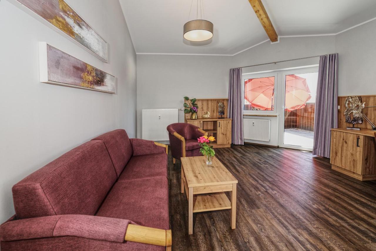 Erlkoenig Gaesteappartements บาดฟึสซิง ภายนอก รูปภาพ