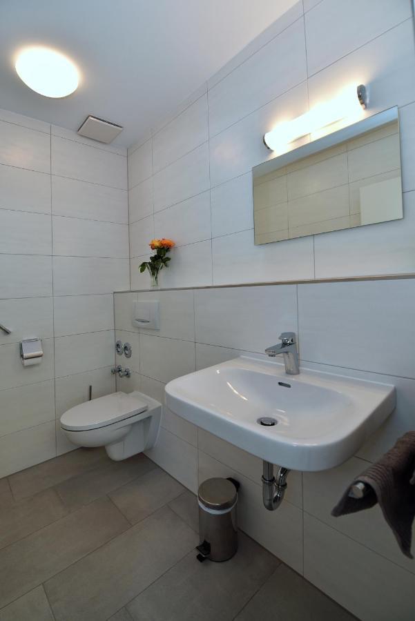Erlkoenig Gaesteappartements บาดฟึสซิง ภายนอก รูปภาพ