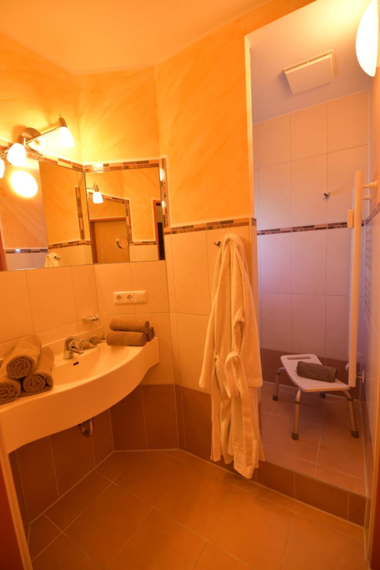 Erlkoenig Gaesteappartements บาดฟึสซิง ห้อง รูปภาพ