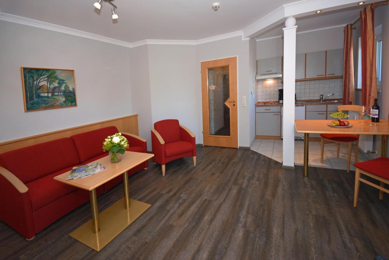 Erlkoenig Gaesteappartements บาดฟึสซิง ภายนอก รูปภาพ