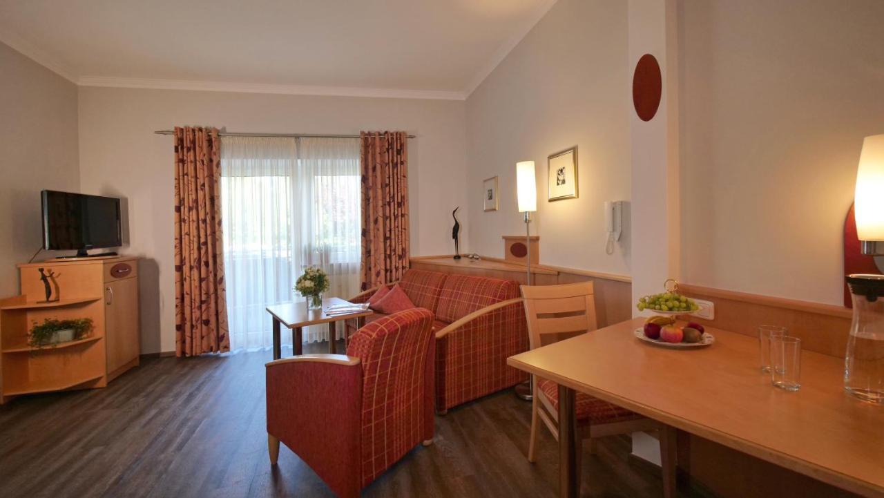 Erlkoenig Gaesteappartements บาดฟึสซิง ภายนอก รูปภาพ