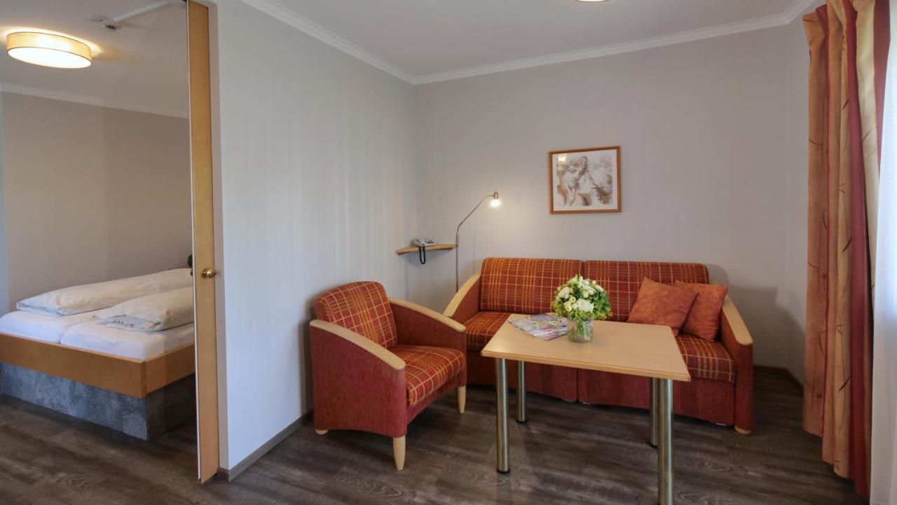 Erlkoenig Gaesteappartements บาดฟึสซิง ภายนอก รูปภาพ